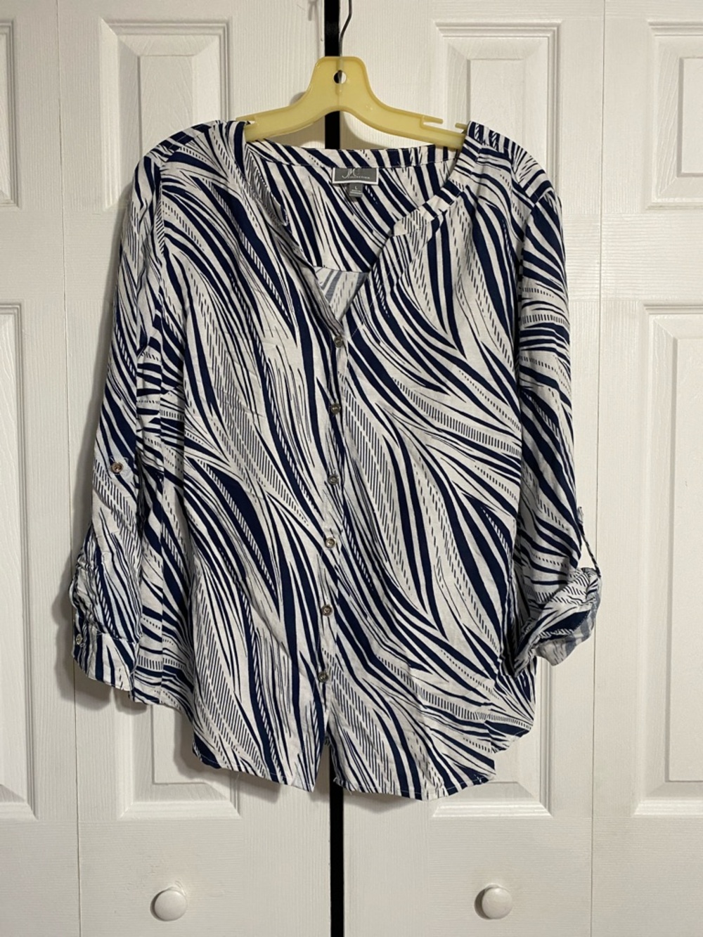 PRETTY JM Collection Linen blend Button down Top Blouse Shirt Size LARGE